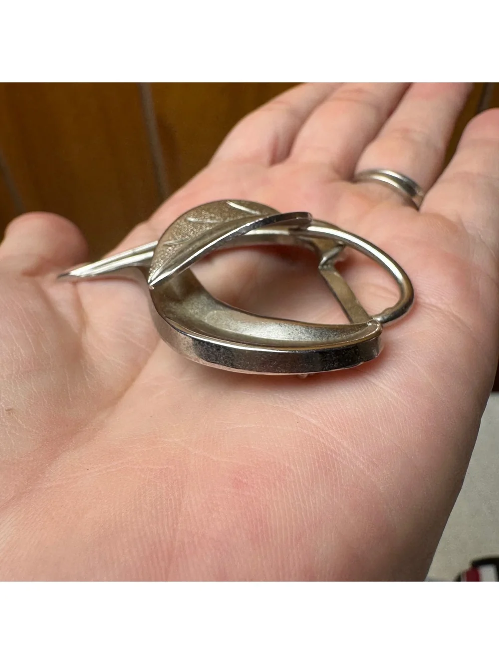 Vintage Silver Tone Modernist Leaf Brooch Pin Sculptural Two Tone 2.5”